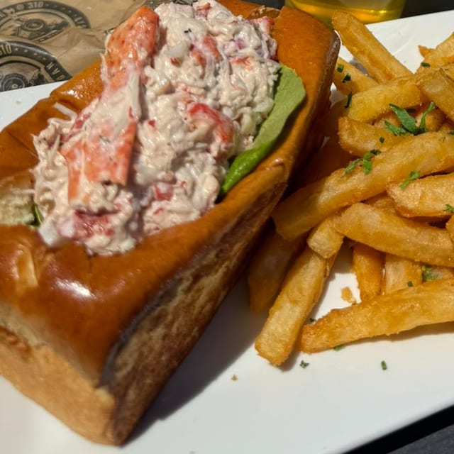 Lobster Roll.